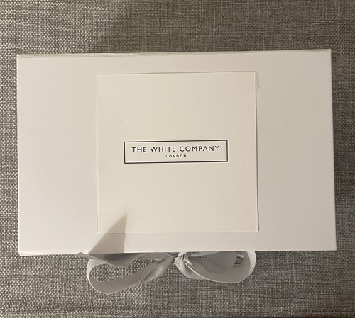 The white company empty gift - white,