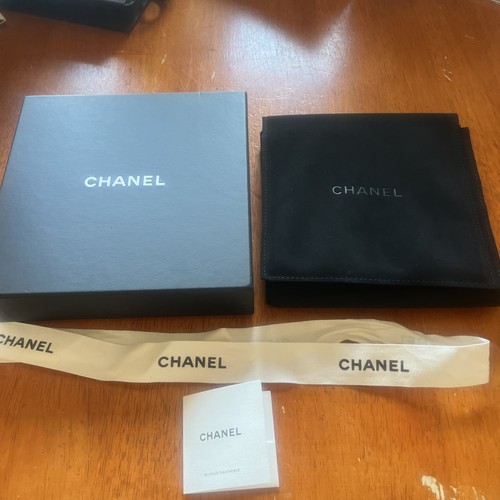 Chanel empty box velvet - empty,
