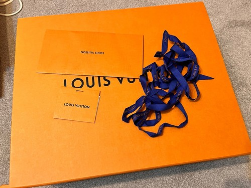 Louis vuitton empty box - empty,