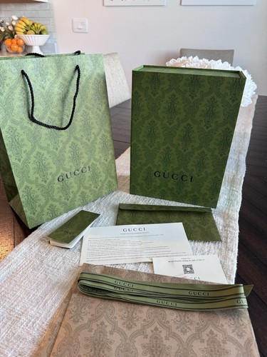 Gucci empty box - full, set,