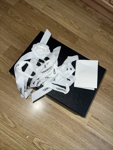 Chanel empty shoe - empty, box