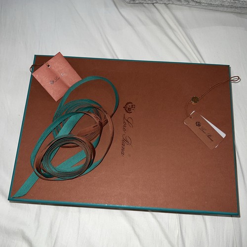 Authentic empty loro - authentic,,