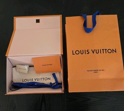 Louis vuitton wallet chain - vuitton, on