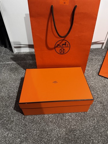 Hermes empty box with carrier - empty,