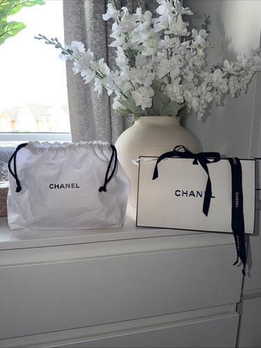 Chanel empty gift bag with - empty,